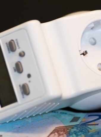 energy cost savings — Money Saving Tips & Hacks