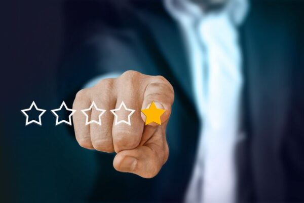 fake SaaS reviews — SAAS Reviews