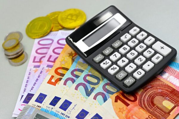 KiwiSaver fee savings — Money Saving Tips & Hacks